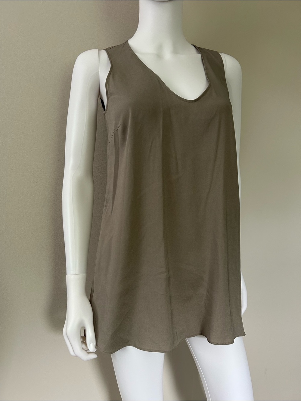 Brunello Cucinelli Taupe Silk Stretch Sleeveless Tunic Top Size S Italy